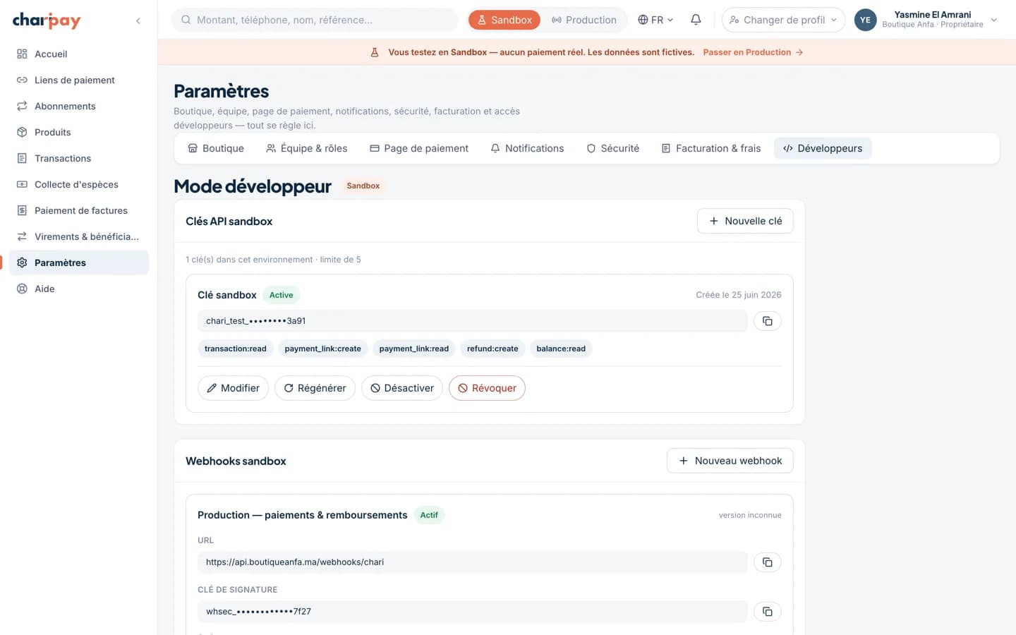 Espace développeur du portail ChariPay : clés d'API, points de réception des webhooks et journal des livraisons.